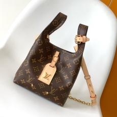 Louis Vuitton Shopping Bags